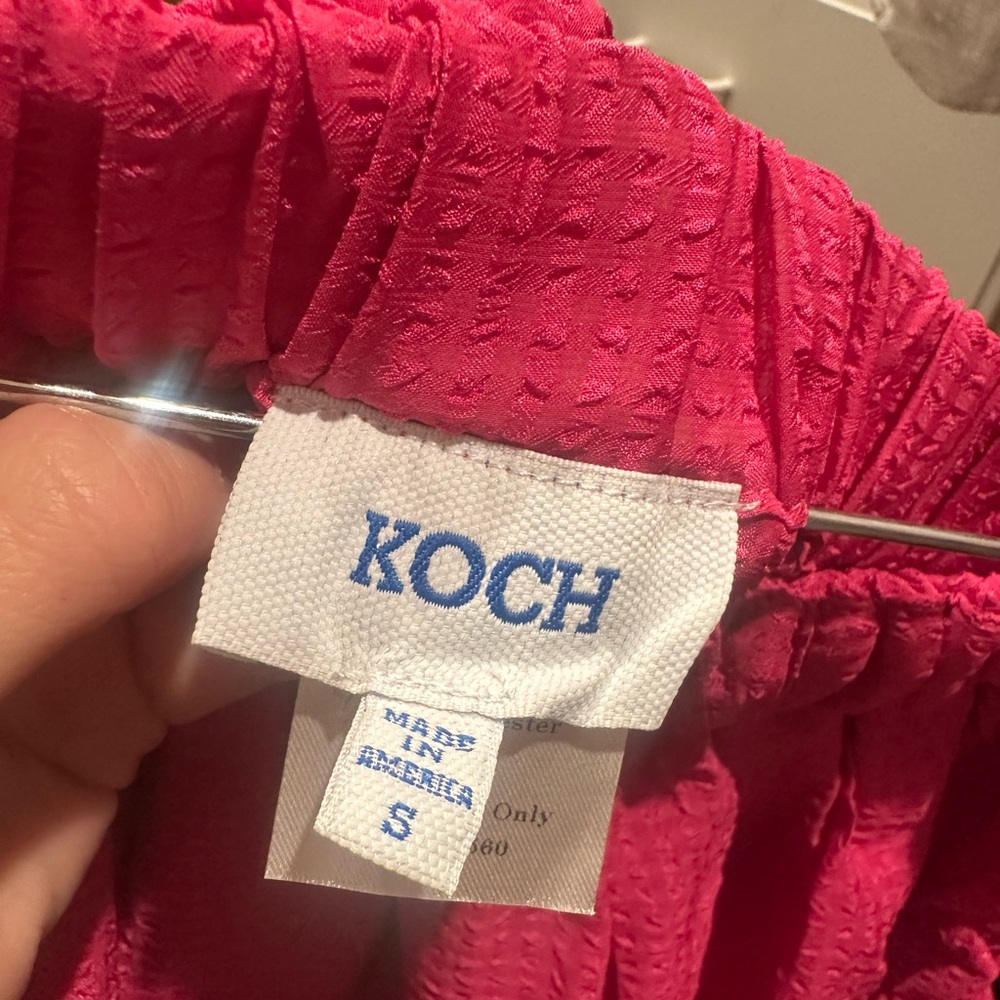 KOCH Pink Ruffled Set - Picture 4 of 5